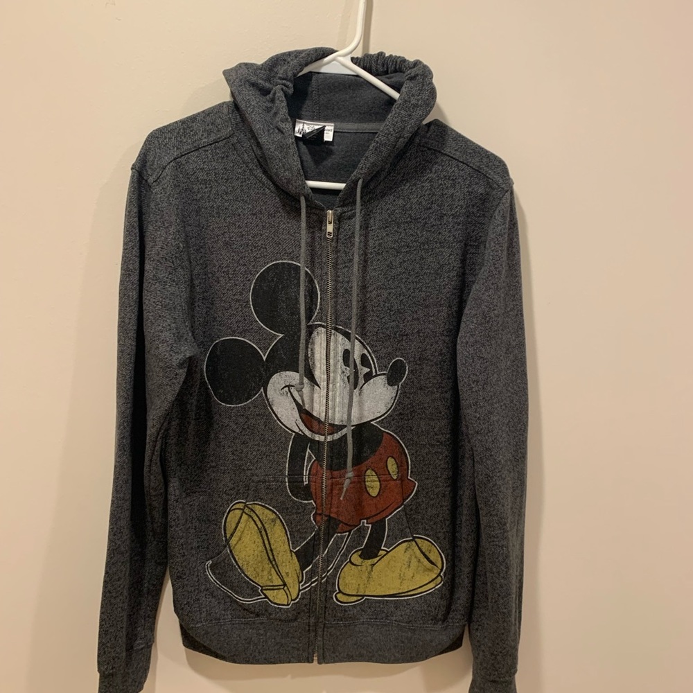 Disney women’s Sweater Size S